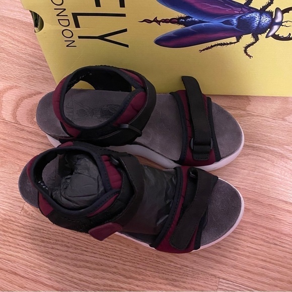 Fly London Sigo Sandals Sz 39 Bordeaux Red Open Toe Platform - Picture 3 of 9